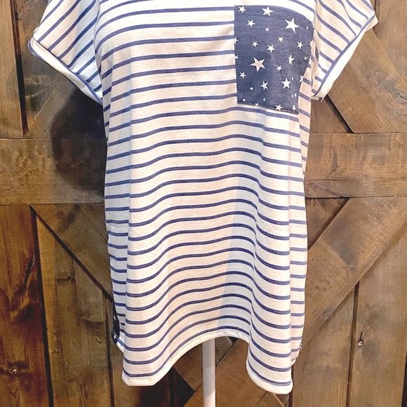 NWOT Navy & White Stars and Stripes Color Block Pocket Tee - Picture 9 of 15